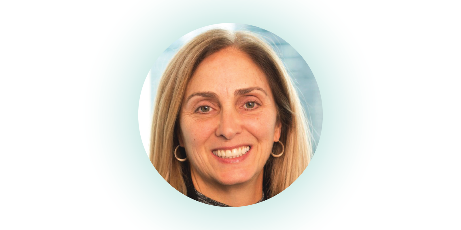 career coach portrait in a circle with a teal gradient background